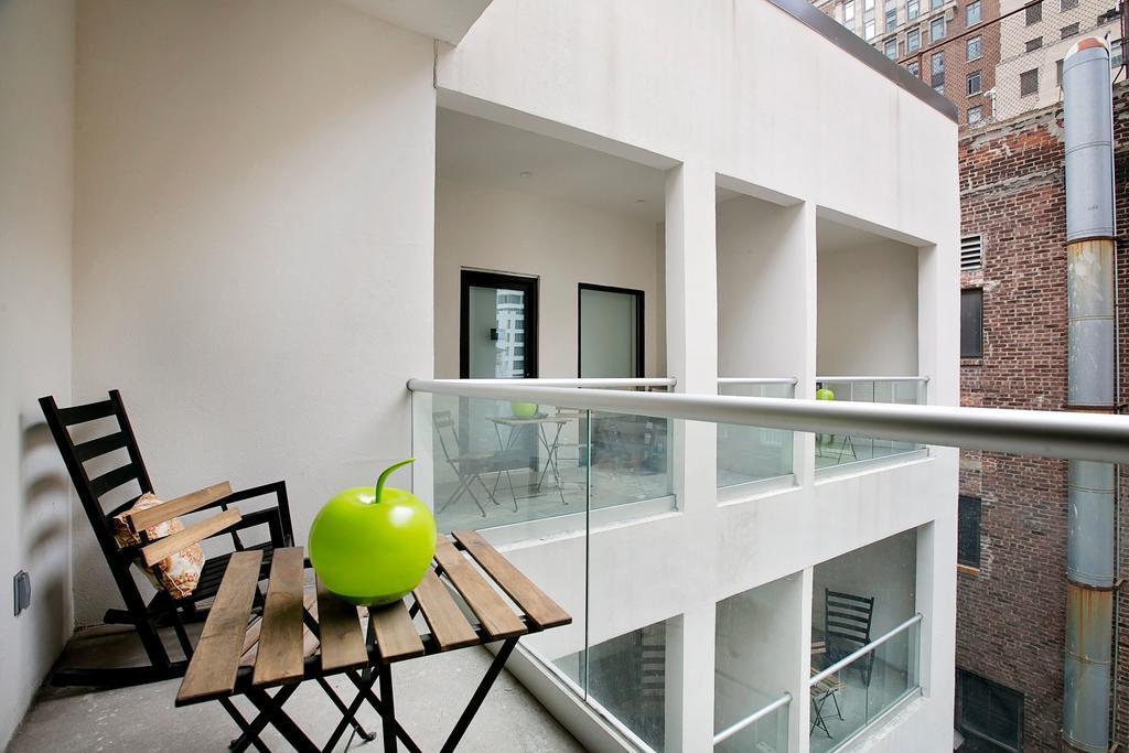 Riff Downtown Hotel New York City Exterior photo